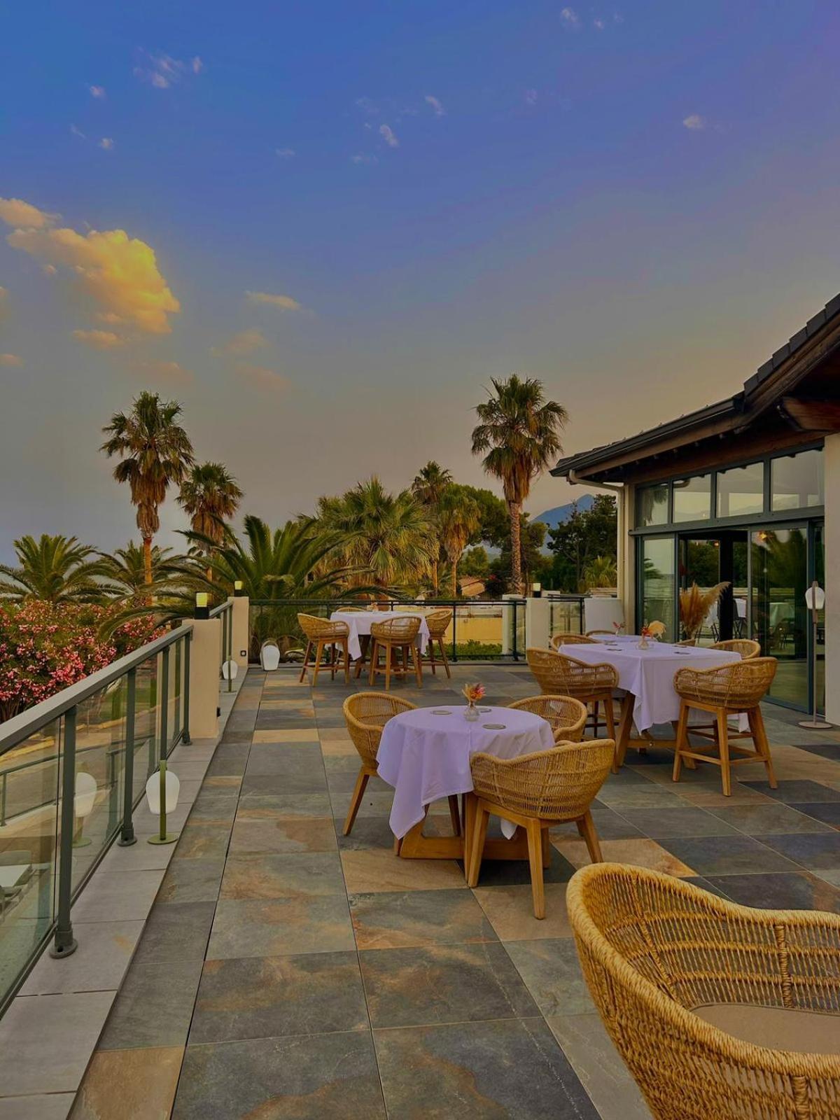 Hotel & Restaurant San Pellegrino Folelli Eksteriør bilde